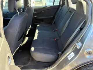 2013 Chrysler 200