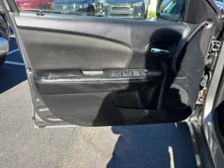 2013 Chrysler 200