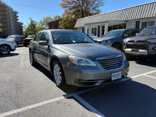 2013 Chrysler 200