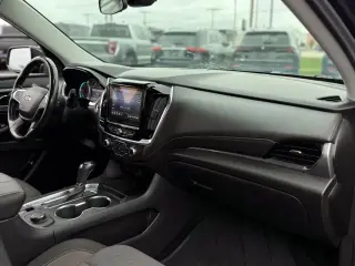Chevrolet Traverse 2020 4x4 LT Tela 4dr SUV con 1LT