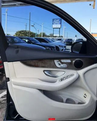 2018 MERCEDES-BENZ GLC