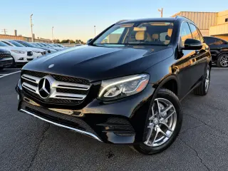 2017 MERCEDES-BENZ GLC