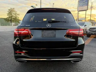 2017 MERCEDES-BENZ GLC