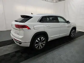 Volkswagen Atlas Cross Sport 2023 AWD V6 SEL Premium R-Line 4Motion 4 puertas SUV