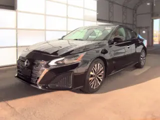 Nissan Altima 2023 2.5 SV 4dr Sedán