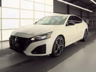 Nissan Altima 2023 AWD 2.5 SR 4dr Sedán