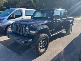 Jeep Gladiator 2025 4x4 Rubicon cabina de 4 puertas 5.0 pies SB