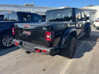 Jeep Gladiator 2025 4x4 Rubicon cabina de 4 puertas 5.0 pies SB