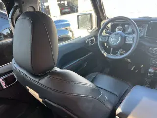 Jeep Gladiator 2025 4x4 Rubicon cabina de 4 puertas 5.0 pies SB