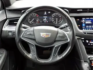 Cadillac XT5 2022 4x4 Luxury SUV 4 puertas