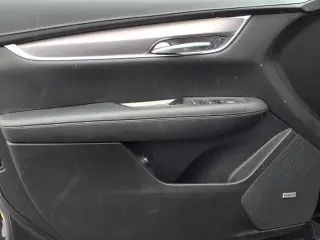 Cadillac XT5 2022 4x4 Luxury SUV 4 puertas
