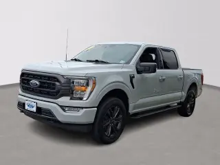 Ford F-150 2023 4x4 XLT 4dr SuperCrew con motor de 5.5 ft. SB
