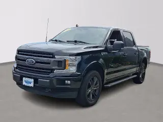 Ford F-150 2019 4x4 XLT 4dr SuperCrew con plataforma de 5.5 pies de largo.