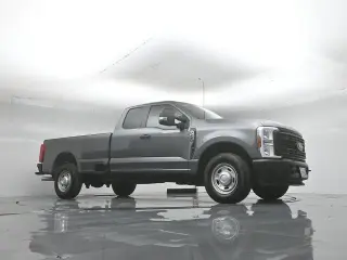Ford F-250 Super Duty 2025 4x2 XL 4dr SuperCab 8 ft. LB Pickup