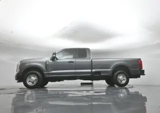 Ford F-250 Super Duty 2025 4x2 XL 4dr SuperCab 8 ft. LB Pickup