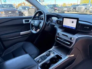 Ford Explorer 2024 AWD XLT 4dr SUV