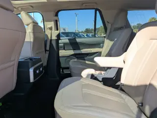 Ford Expedition 2023 4x4 Limited SUV de 4 puertas