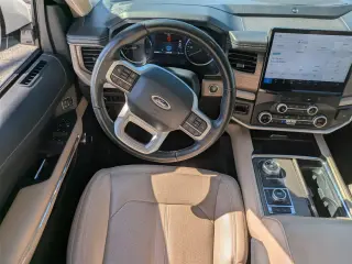 Ford Expedition 2023 4x4 Limited SUV de 4 puertas