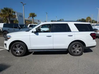 Ford Expedition 2023 4x4 Limited SUV de 4 puertas