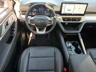 Ford Explorer 2025 AWD Active 4dr SUV