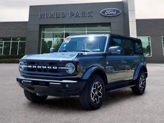 Ford Bronco 2024 4x4 Outer Banks SUV de 4 puertas