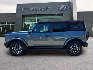 Ford Bronco 2024 4x4 Outer Banks SUV de 4 puertas