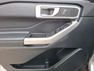 Ford Explorer 2022 AWD XLT 4dr SUV