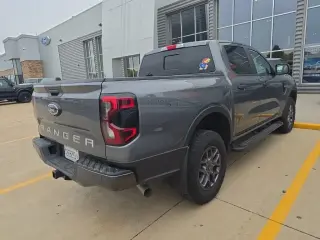 Ford Ranger 2025 4x4 XLT 4 puertas SuperCrew caja corta de 5.0 pies