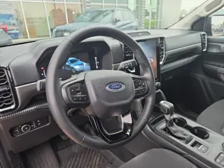 Ford Ranger 2025 4x4 XLT 4 puertas SuperCrew caja corta de 5.0 pies