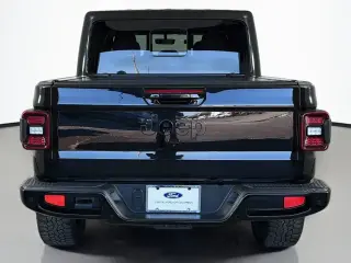 Jeep Gladiator 2021 4x4 Overland 4 puertas Crew Cab 5.0 ft. SB