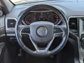 Jeep Grand Cherokee 2018 4x2 Laredo SUV 4 puertas
