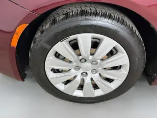 Chrysler 200 2015 LX sedán de 4 puertas