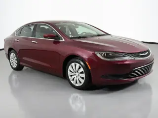 Chrysler 200 2015 LX sedán de 4 puertas