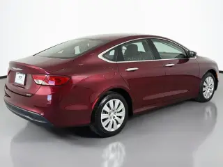 Chrysler 200 2015 LX sedán de 4 puertas