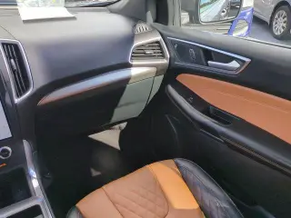 Ford Edge 2024 AWD Titanium SUV de 4 puertas