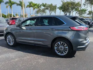 Ford Edge 2024 AWD Titanium SUV de 4 puertas