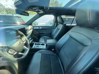 Ford Explorer 2024 ST-Line 4x4 SUV