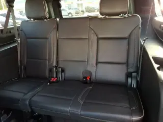 GMC Yukon XL 2023 4x4 SLT 4dr SUV