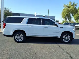 GMC Yukon XL 2023 4x4 SLT 4dr SUV