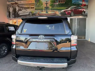 Toyota 4Runner 2022 4x4 TRD Off-Road 4dr SUV