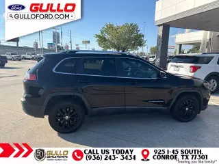 Jeep Cherokee 2021 Latitude Lux 4dr SUV
