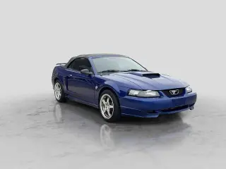 Ford Mustang 2004 GT Deluxe 2dr Convertible