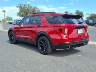 Ford Explorer 2023 ST-Line 4x4 SUV