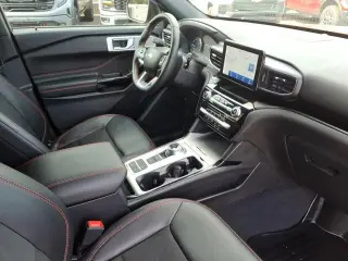 Ford Explorer 2023 ST-Line 4x4 SUV