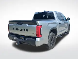 Toyota Tundra 2022 4x2 SR5 4dr CrewMax Cab Pickup SB