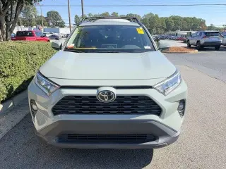 Toyota RAV4 2021 XLE 4dr SUV