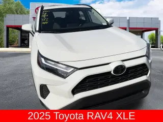 Toyota RAV4 2025 XLE 4dr SUV