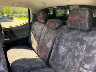 Toyota Tacoma 2018 4x4 TRD Pro 4dr Double Cab 5.0 ft SB 6M