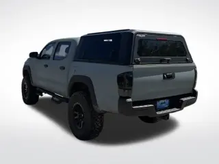 Toyota Tacoma 2018 4x4 TRD Pro 4dr Double Cab 5.0 ft SB 6M