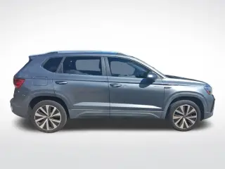 Volkswagen Taos 2022 SE 4 SUV